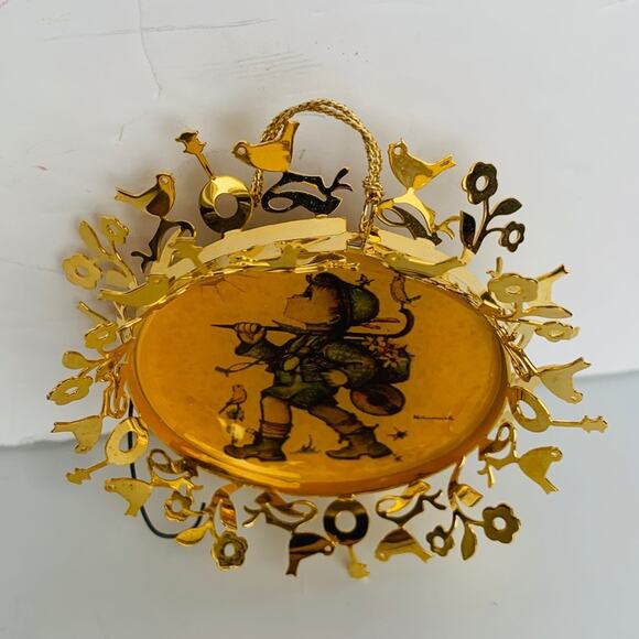 1986 Hummel Gold Ornament - Picture 8 of 10